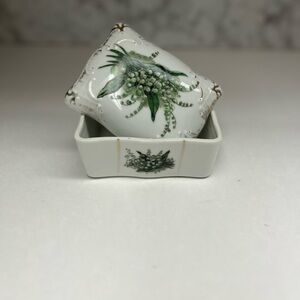 Vintage Japan Porcelain Lily Of The Valley Jewelry Trinket Box  With Lid